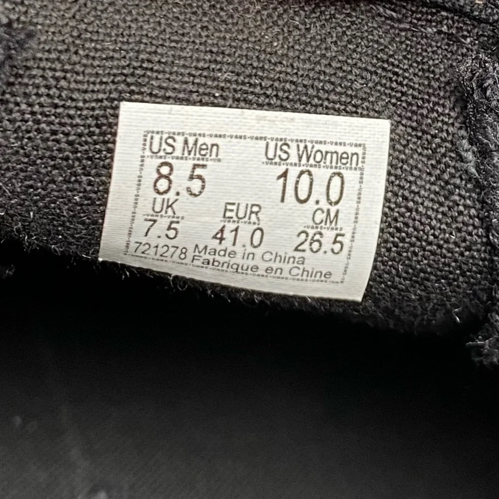 Vans Men's Black Perforated Leather Classic Slip-On Shoes Sneakers Size 8.5